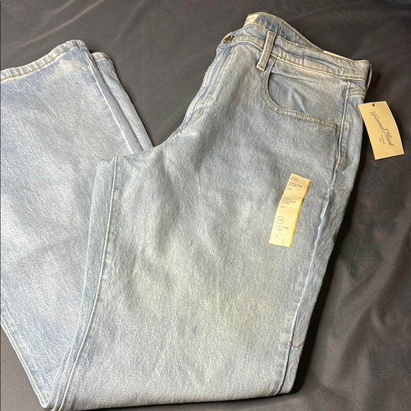 Universal Thread Blue High Rise Jeans with Classic Style - Picture 1 of 5